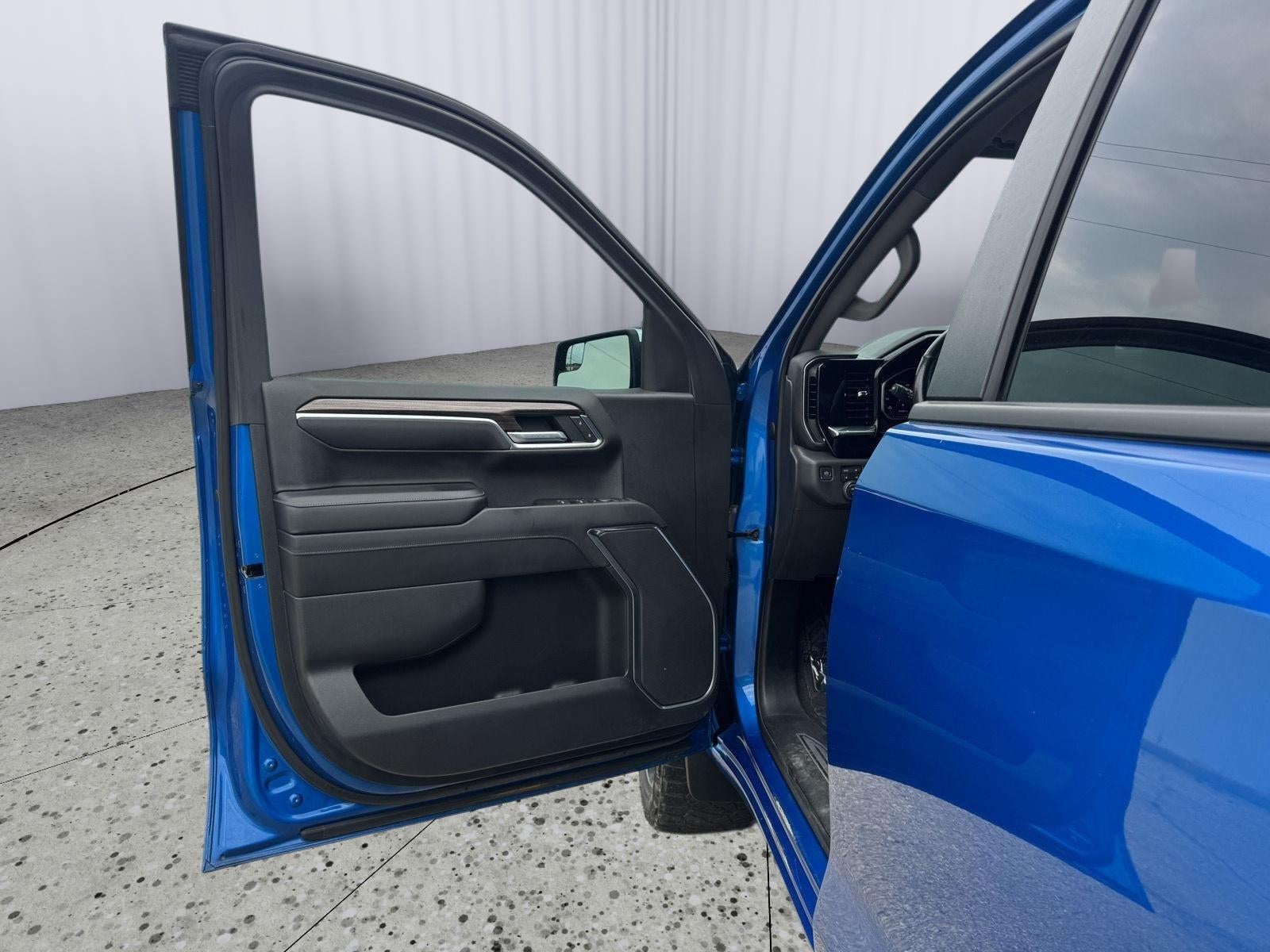 2022 Chevrolet Silverado 1500 4WD Crew Cab Standard Bed LT