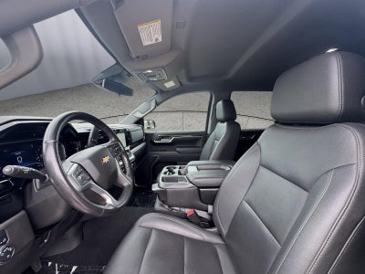 2022 Chevrolet Silverado 1500 4WD Crew Cab Standard Bed LT