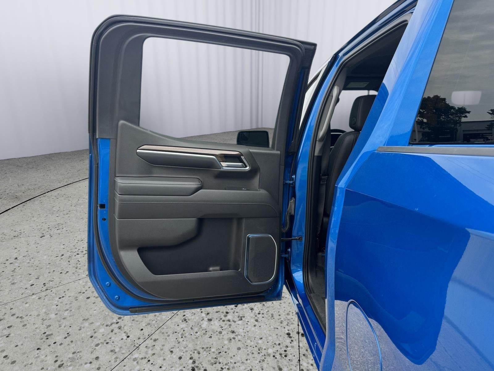 2022 Chevrolet Silverado 1500 4WD Crew Cab Standard Bed LT