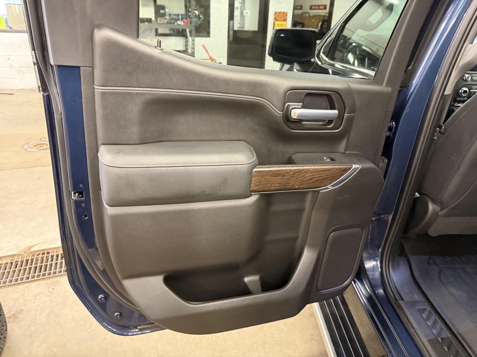 2021 GMC Sierra 1500 4WD Crew Cab Short Box Denali