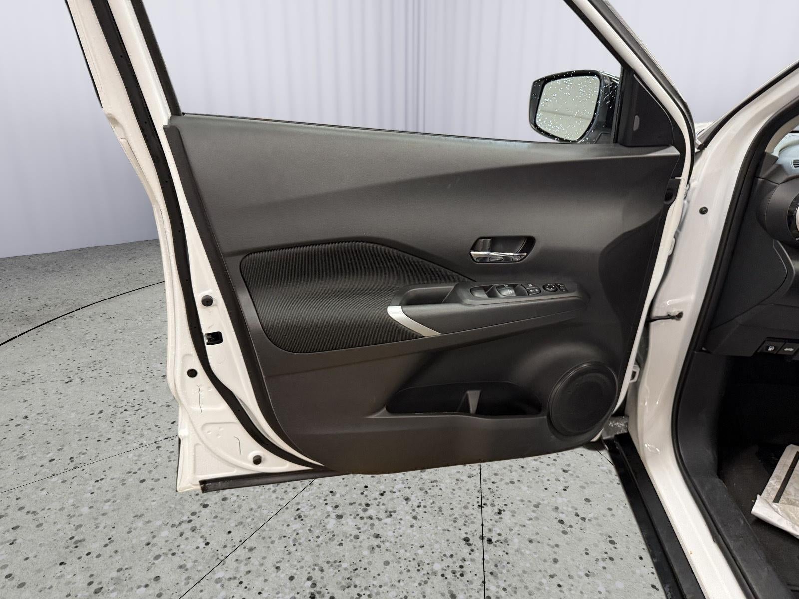 2024 Nissan Kicks SV Xtronic CVT