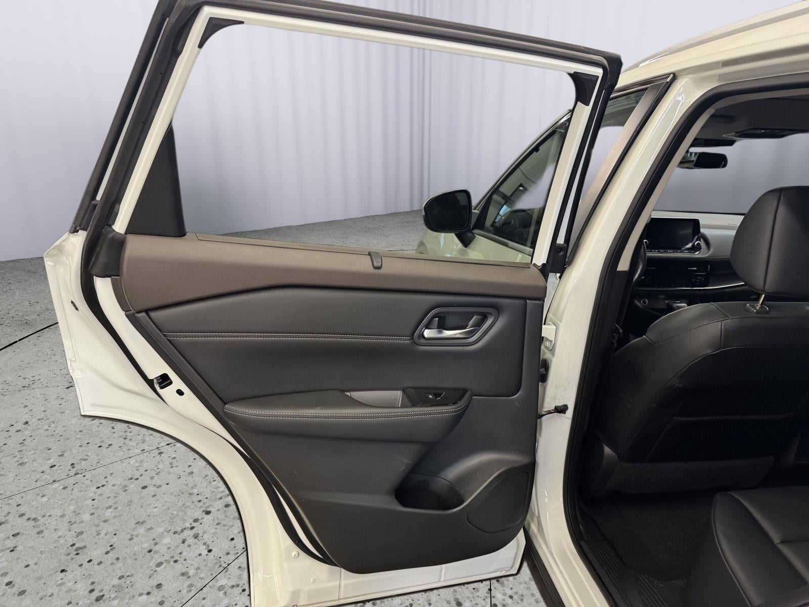 2022 Nissan Rogue SV FWD