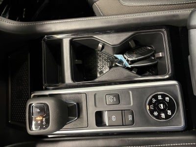 2024 Nissan Pathfinder SL 4WD