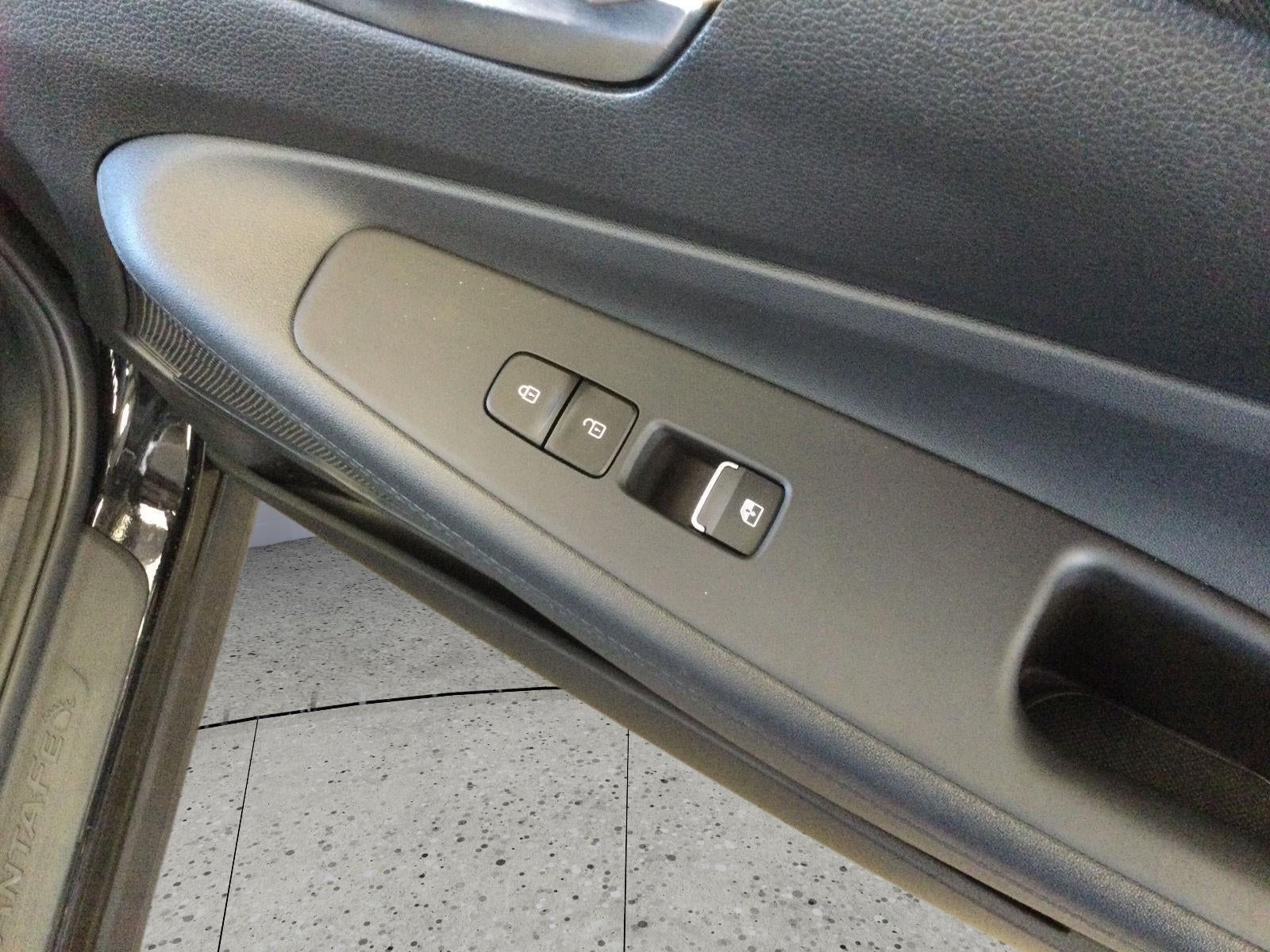 2023 Hyundai Santa Fe Plug-In Hybrid SEL Convenience