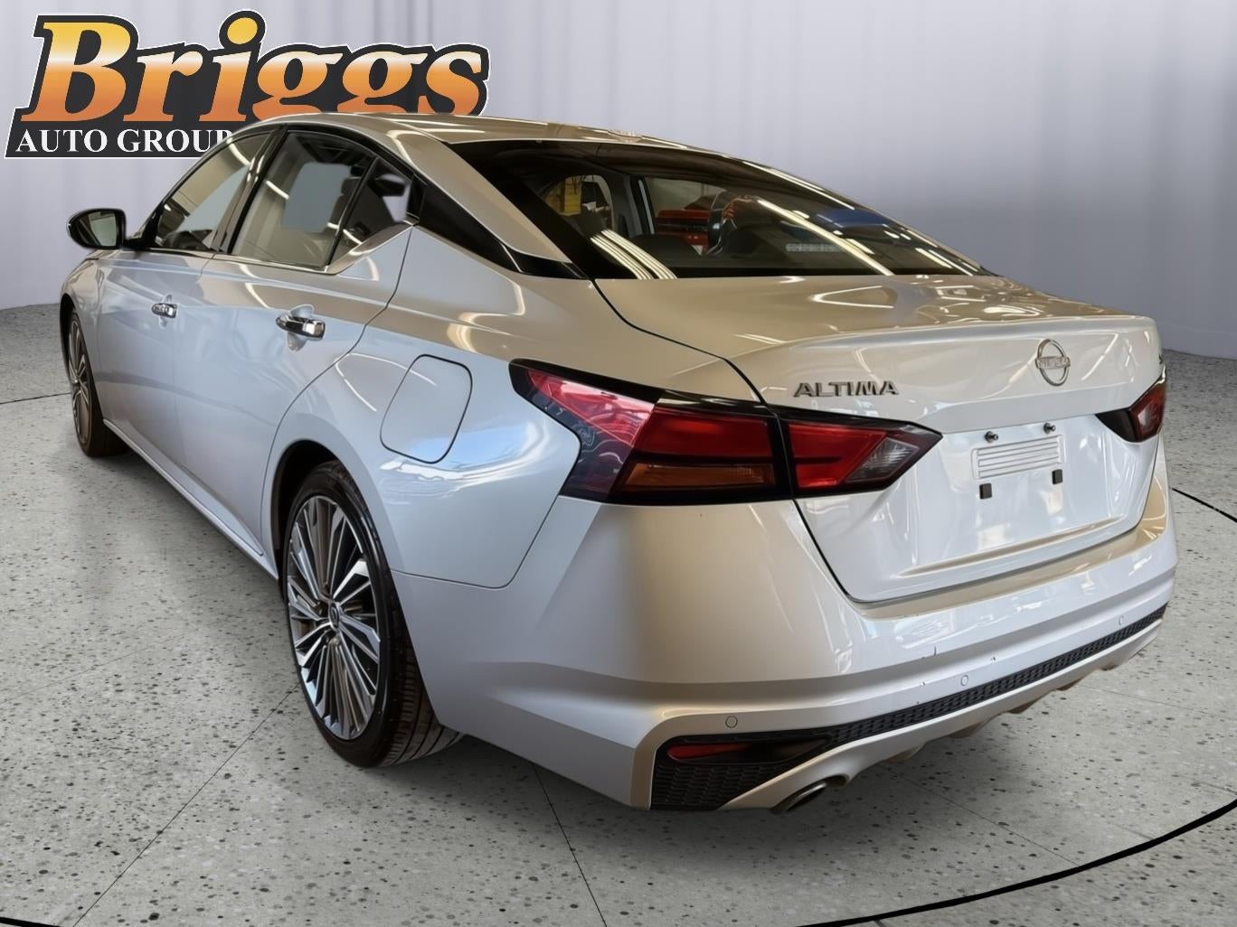 2023 Nissan Altima 2.5 SL