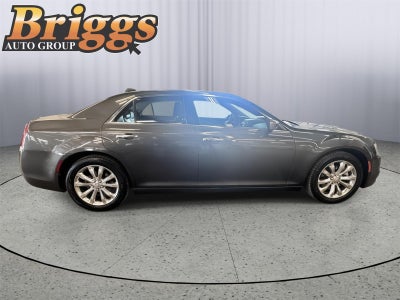 2017 Chrysler 300 300C