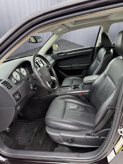 2010 Chrysler 300 Touring Signature