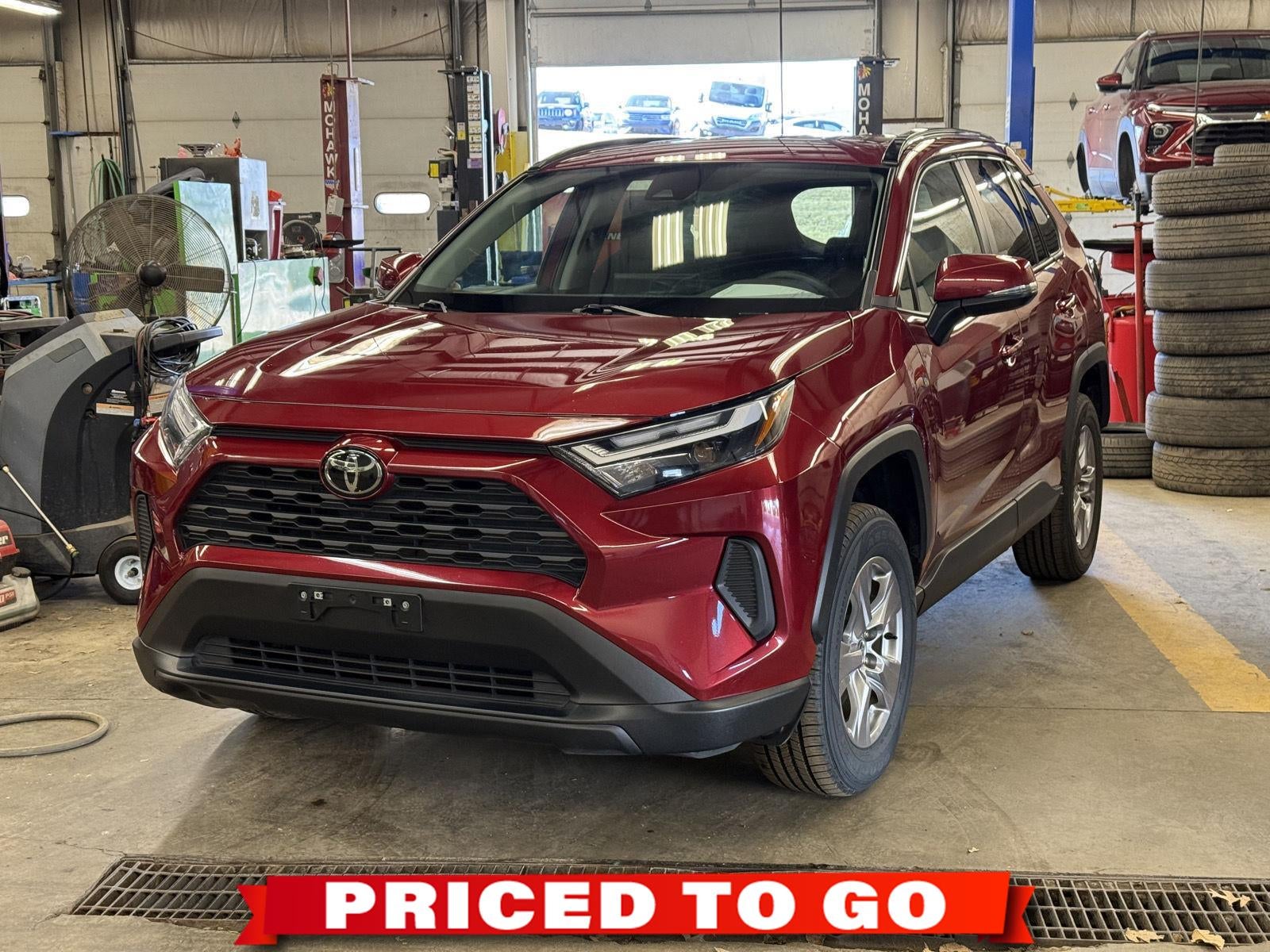 2025 Toyota RAV4 XLE