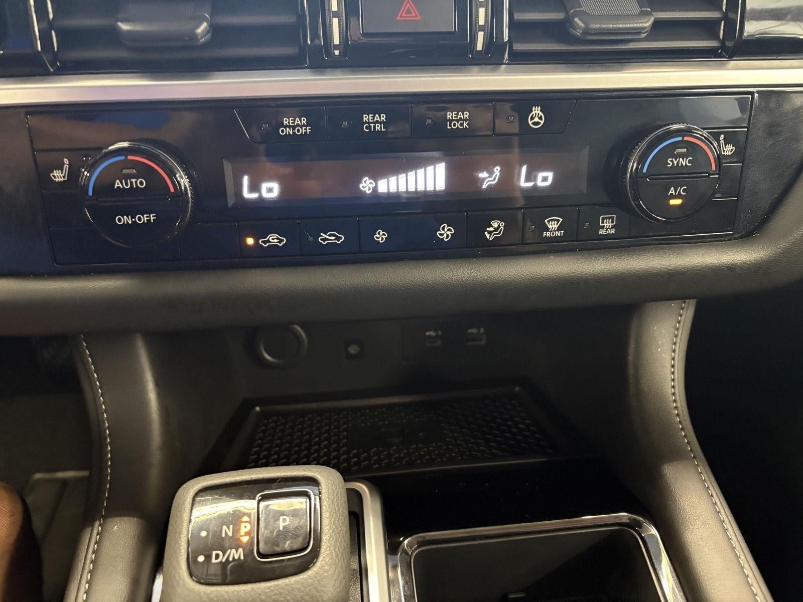 2025 Nissan Pathfinder SL