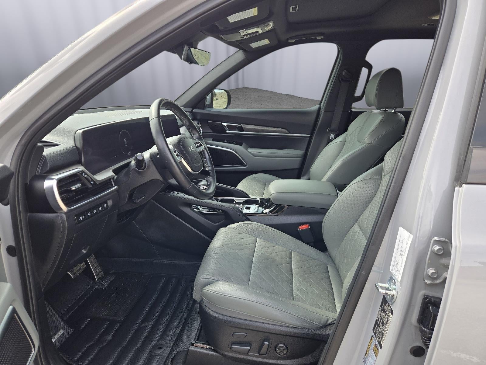 2023 Kia TELLURIDE Base