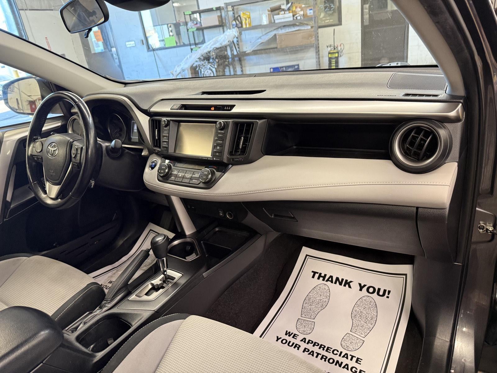 2017 Toyota RAV4 XLE