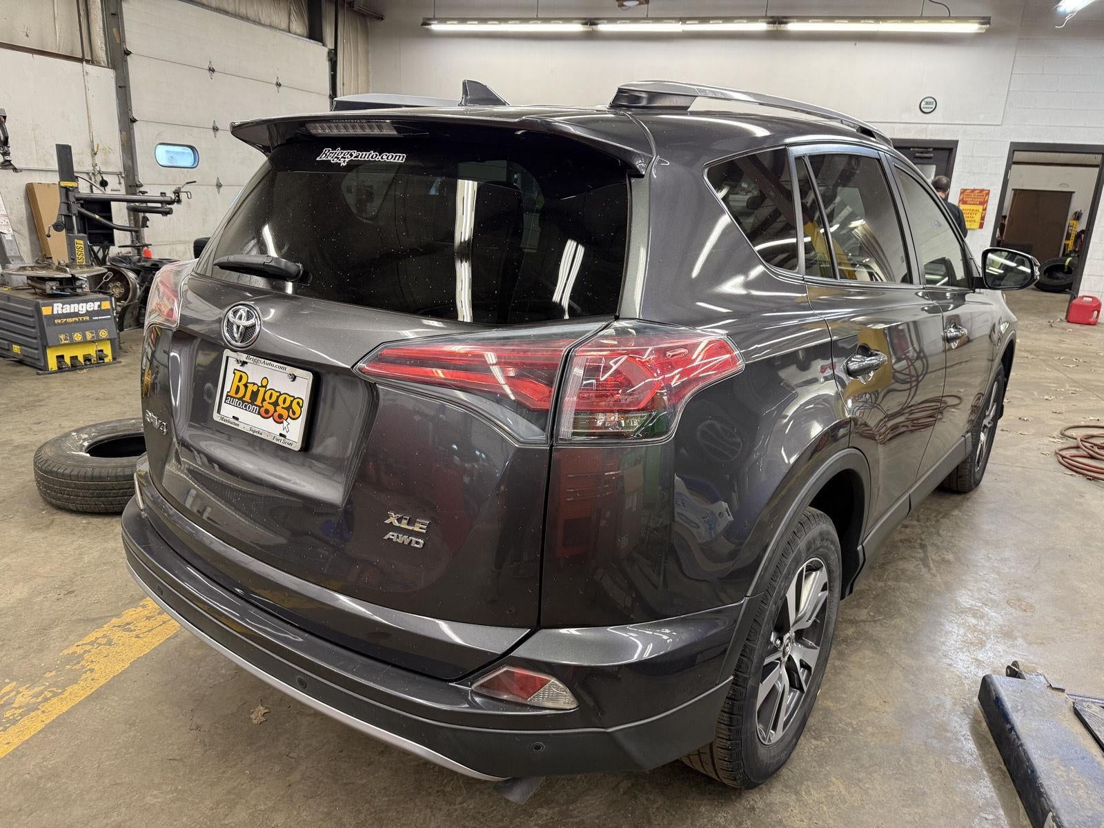 2017 Toyota RAV4 XLE