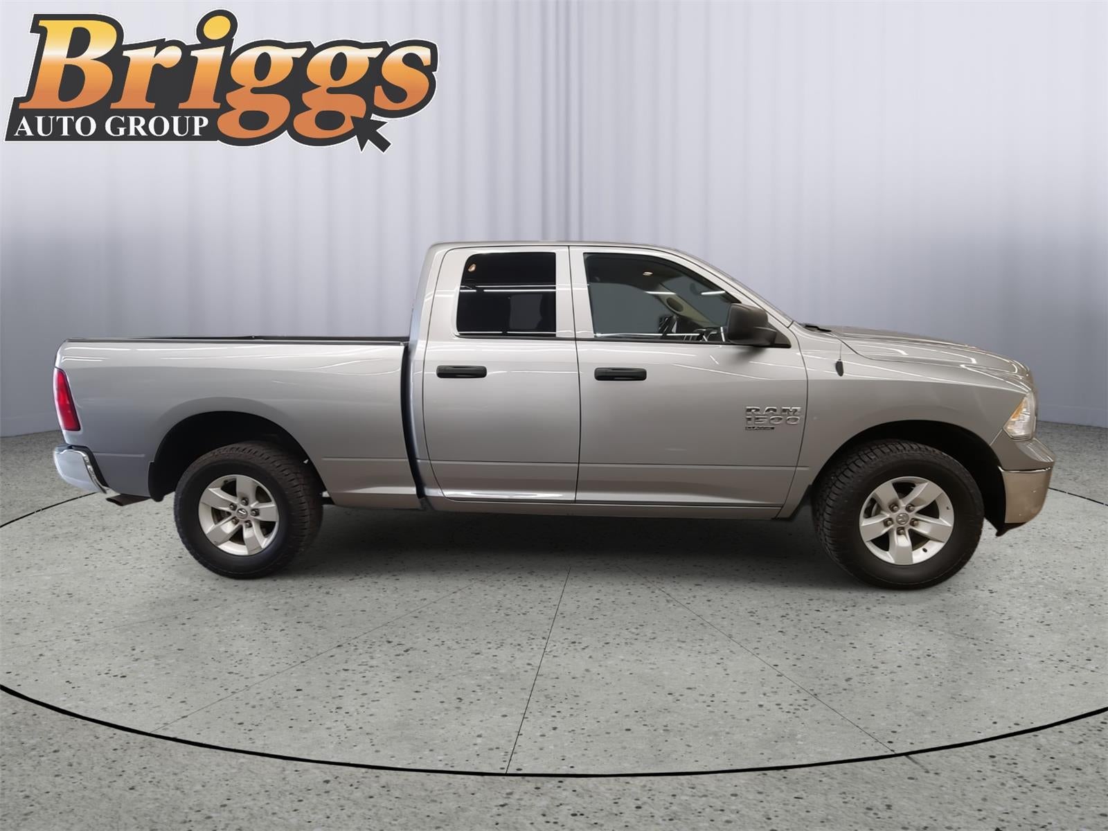 2024 RAM 1500 Classic SLT