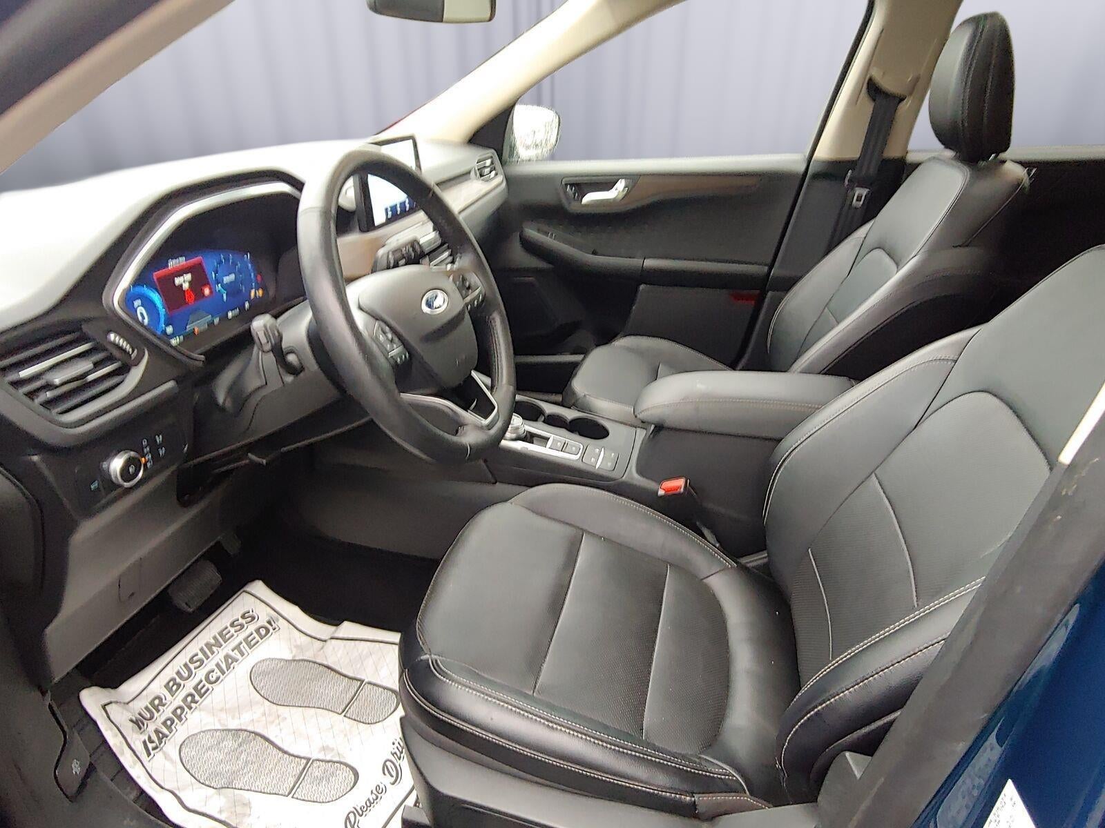 2020 Ford Escape Titanium