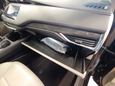 2023 Cadillac XT4 AWD Premium Luxury