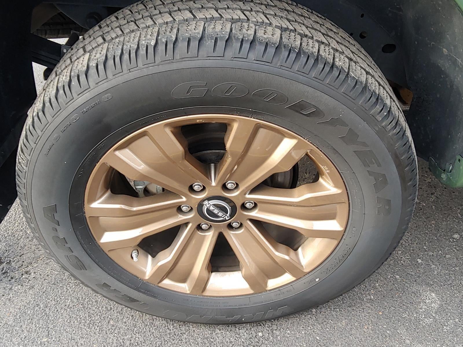 2024 Nissan Titan SV