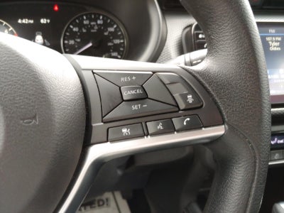 2022 Nissan Kicks SV