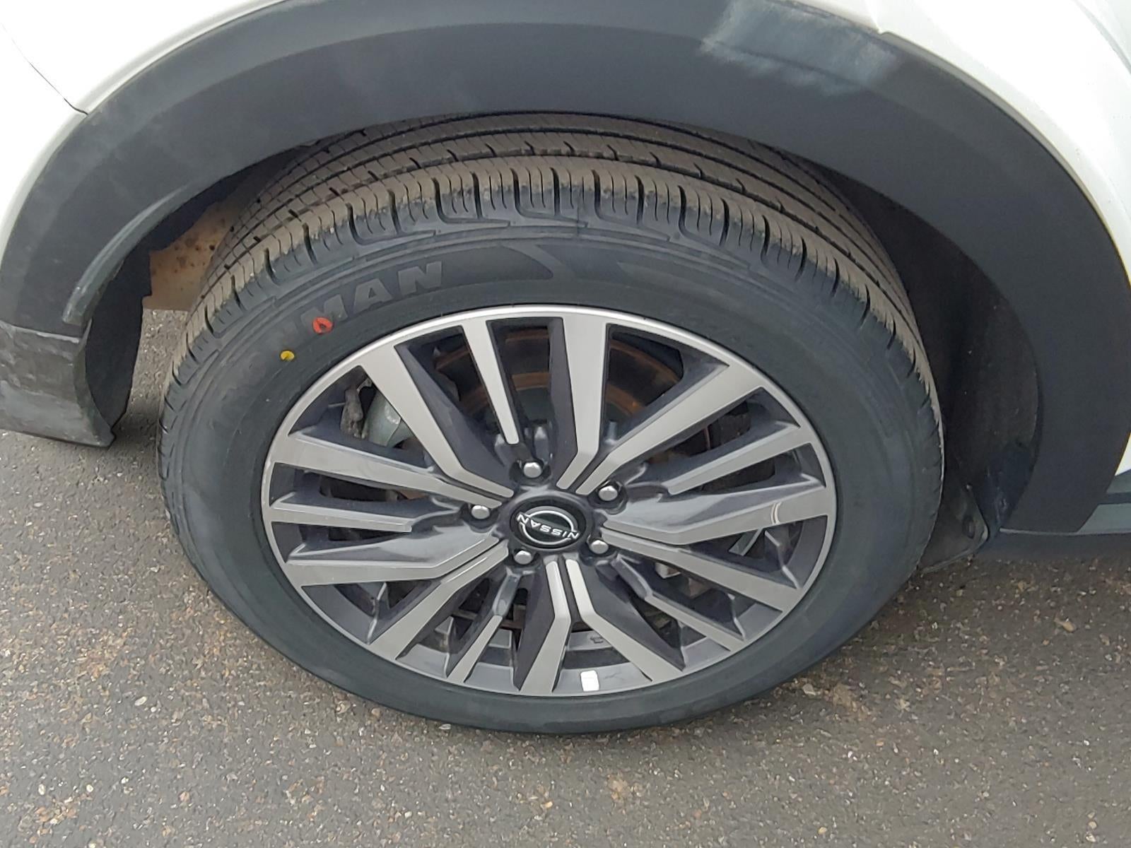 2022 Nissan Kicks SV