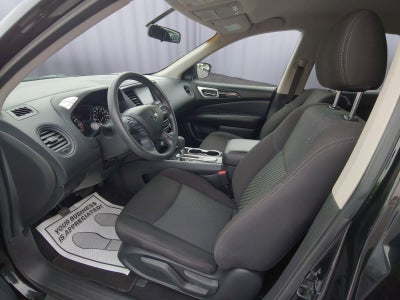2020 Nissan Pathfinder S