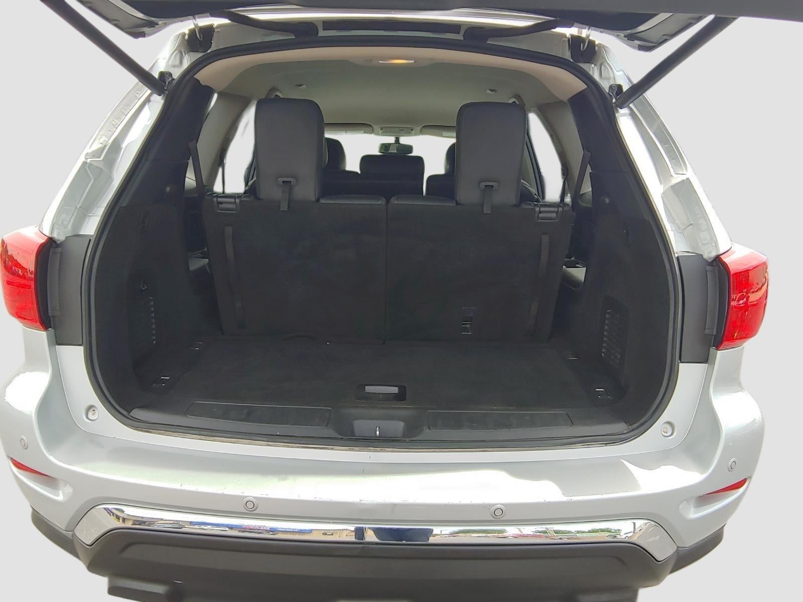 2019 Nissan Pathfinder SL