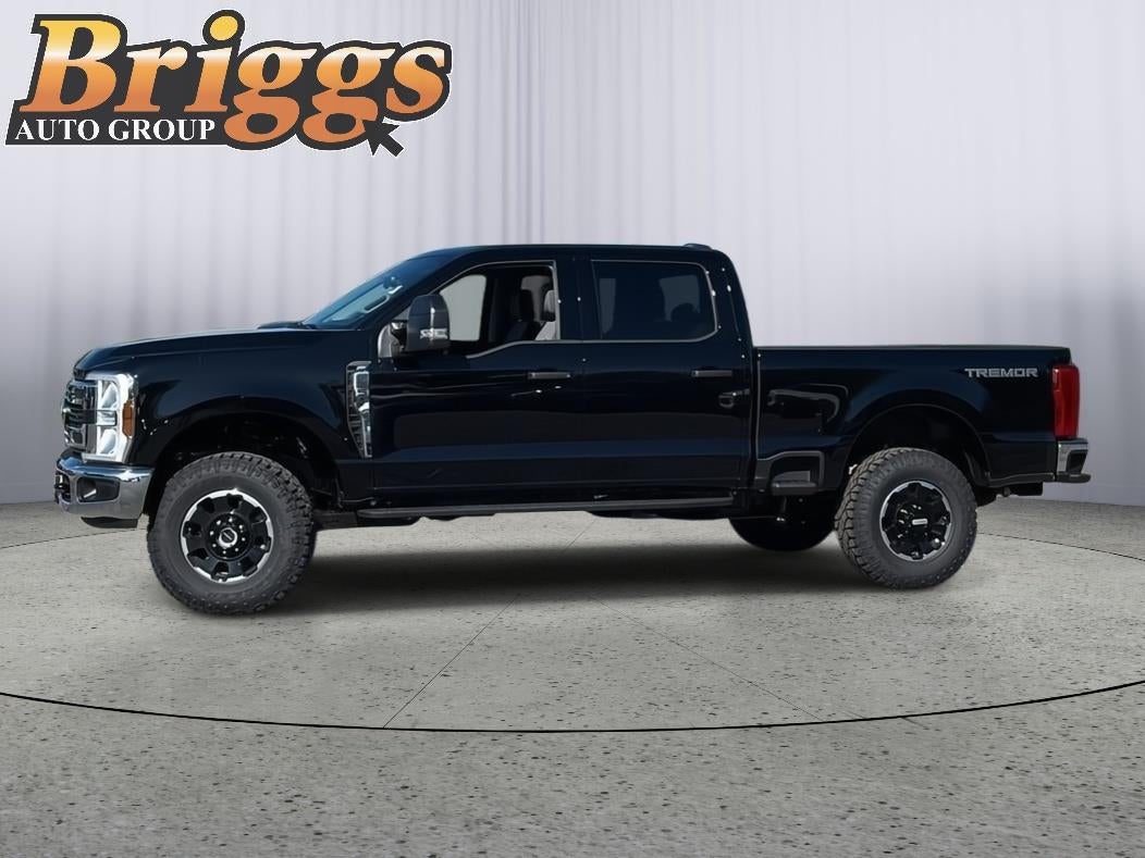 2027 Ford Super Duty F-250 SRW XLT