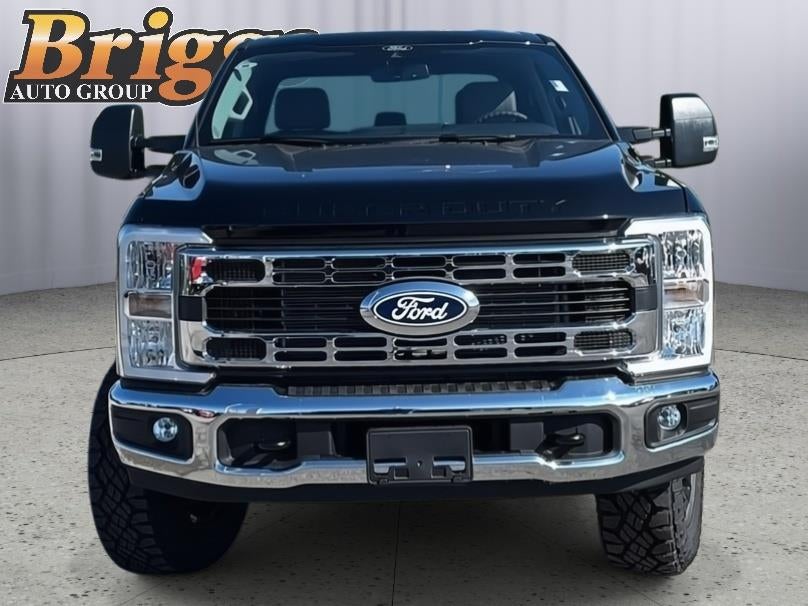 2027 Ford Super Duty F-250 SRW XLT