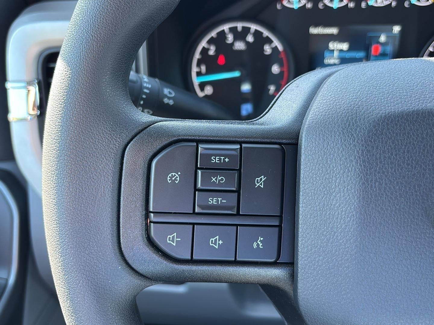 2027 Ford Super Duty F-250 SRW XLT