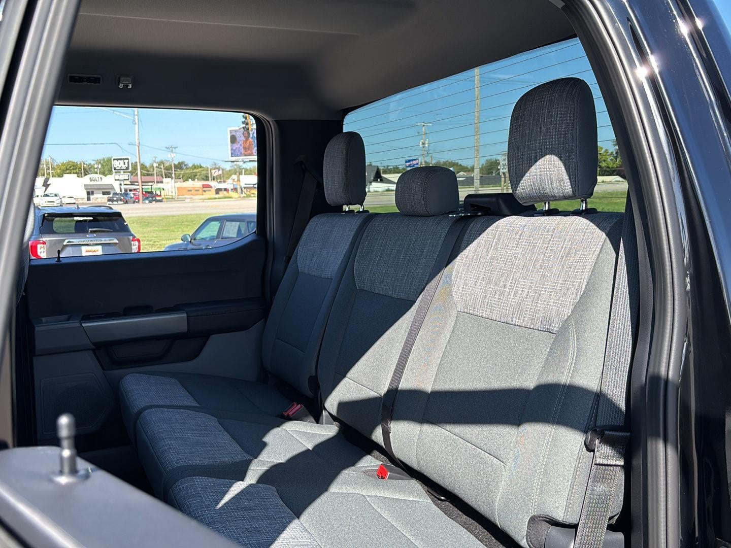 2027 Ford Super Duty F-250 SRW XLT