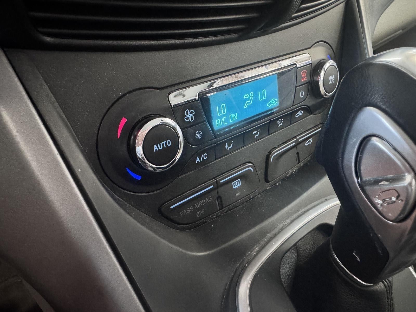 2014 Ford C-Max Hybrid SE