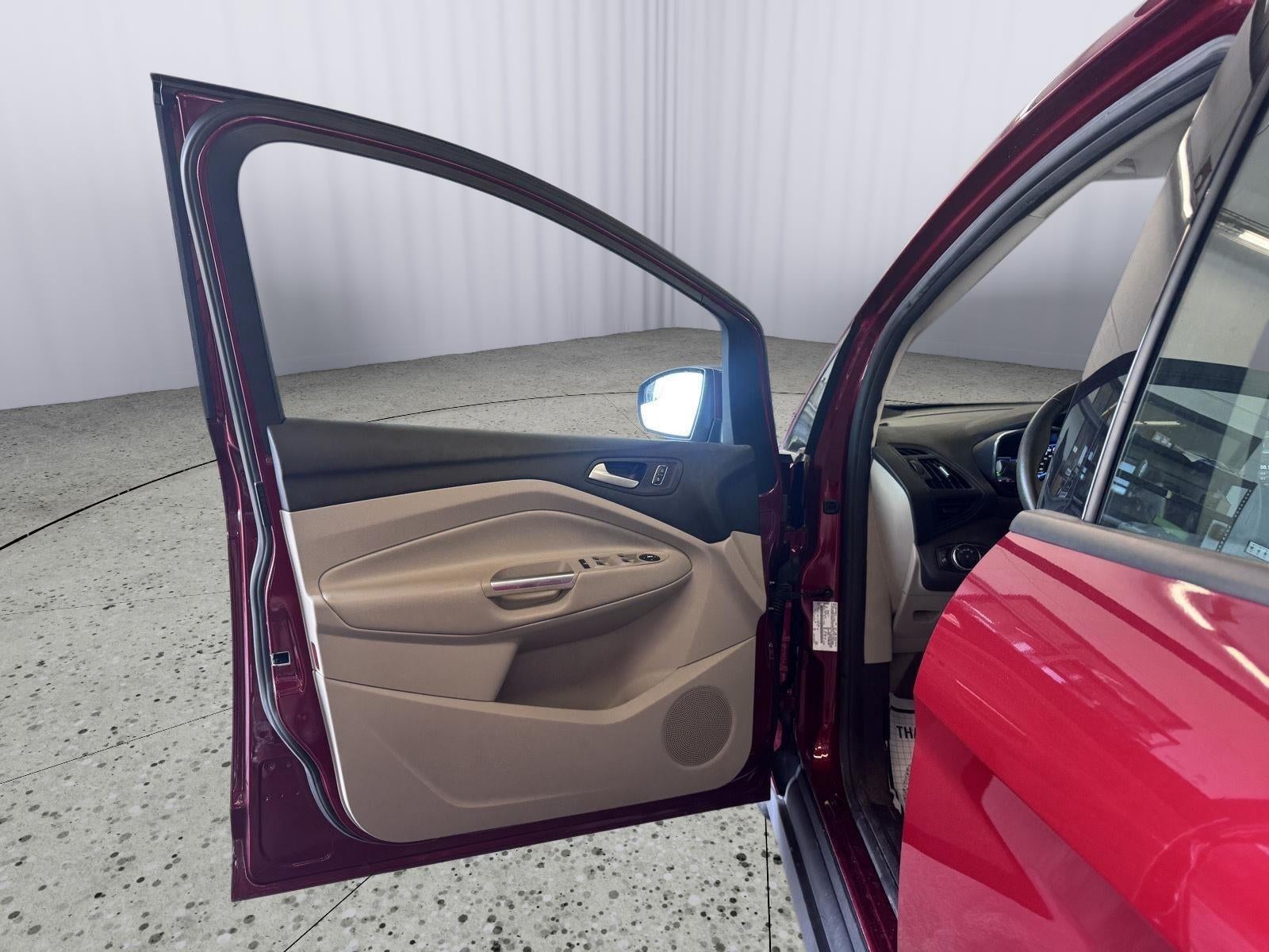 2014 Ford C-Max Hybrid SE