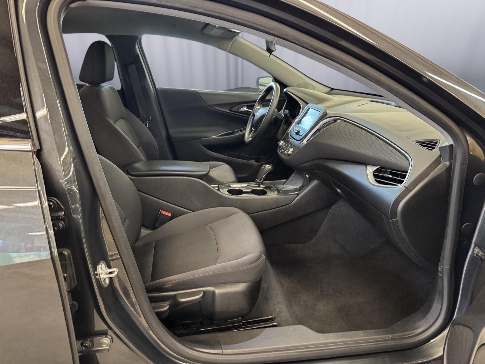 2017 Chevrolet Malibu LS