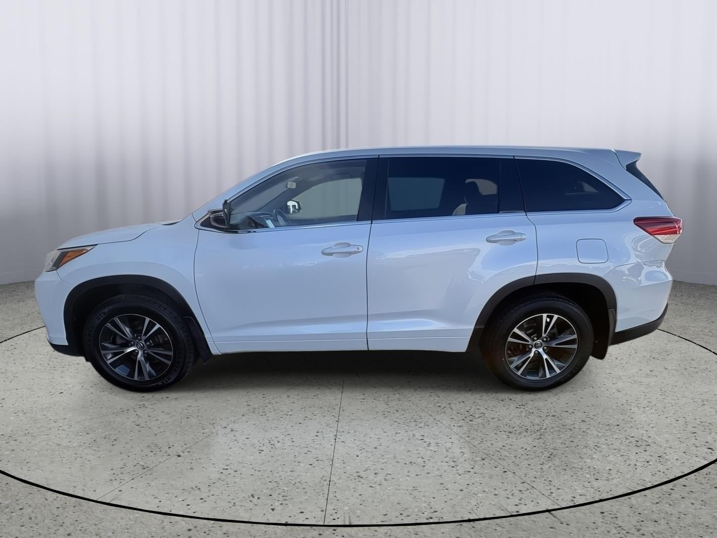 2018 Toyota Highlander LE Plus