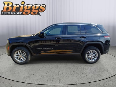 2023 Jeep Grand Cherokee Laredo