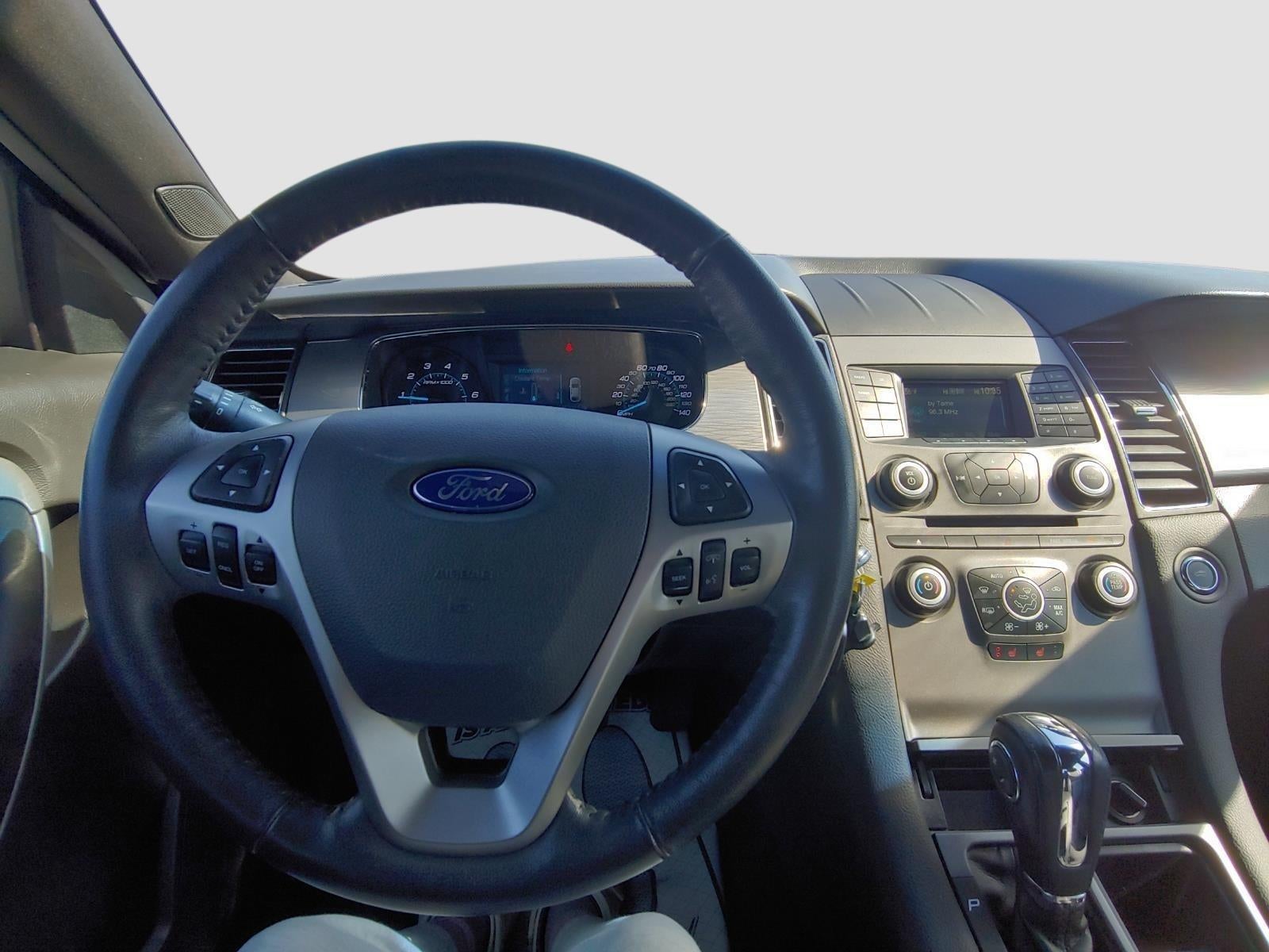 2018 Ford Taurus SEL