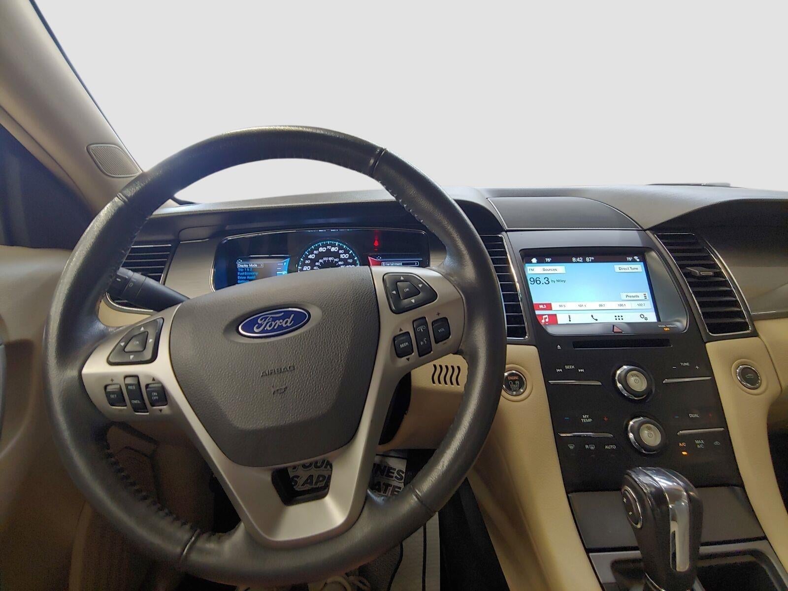 2018 Ford Taurus SEL