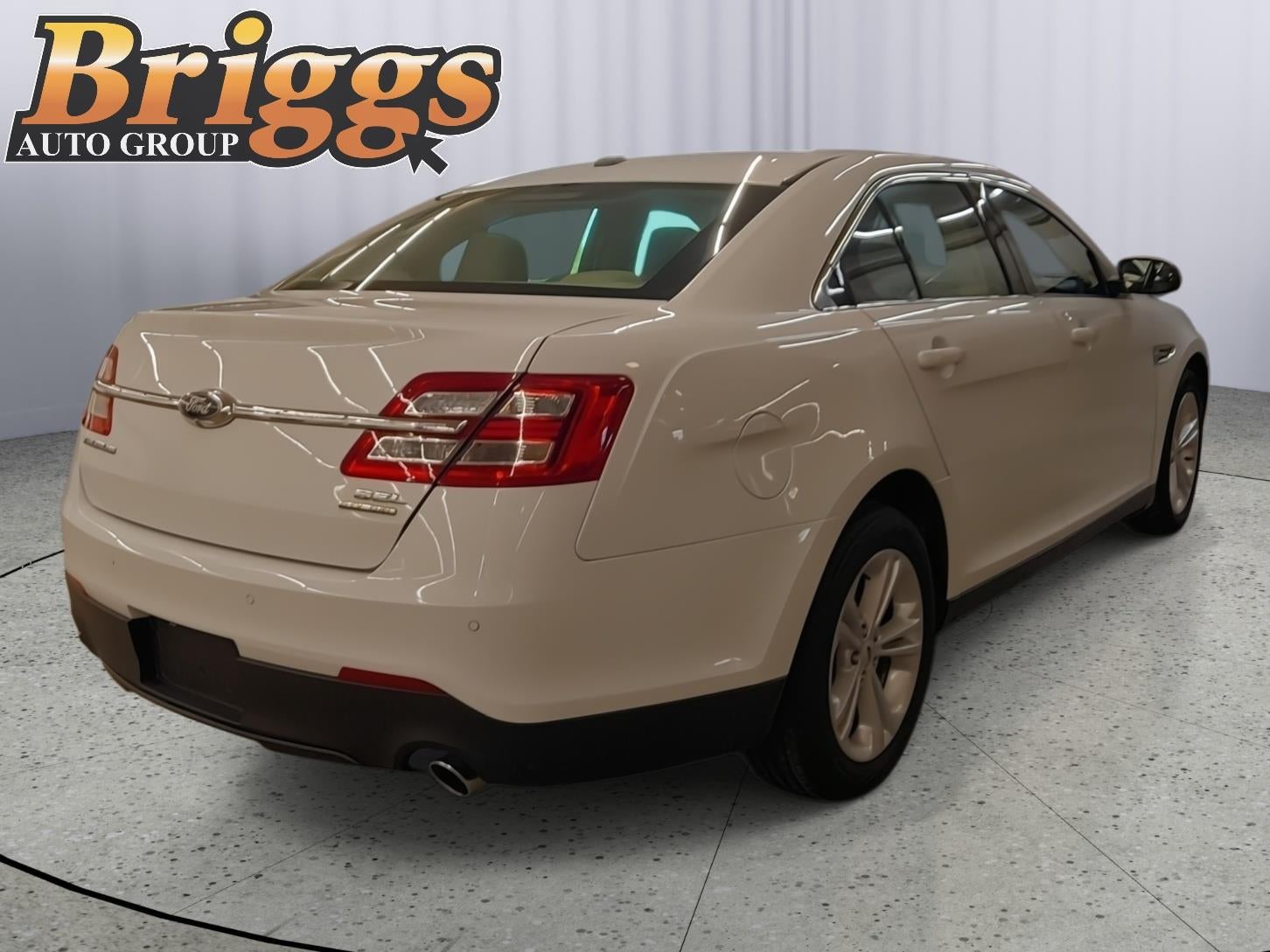 2018 Ford Taurus SEL