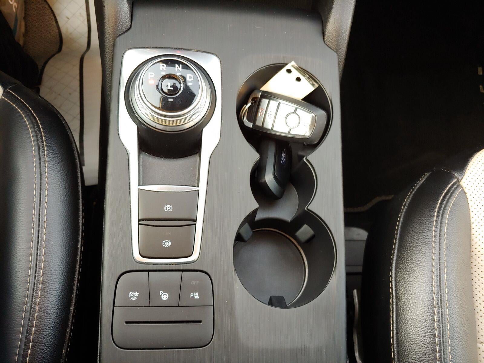2021 Ford Escape Titanium Hybrid