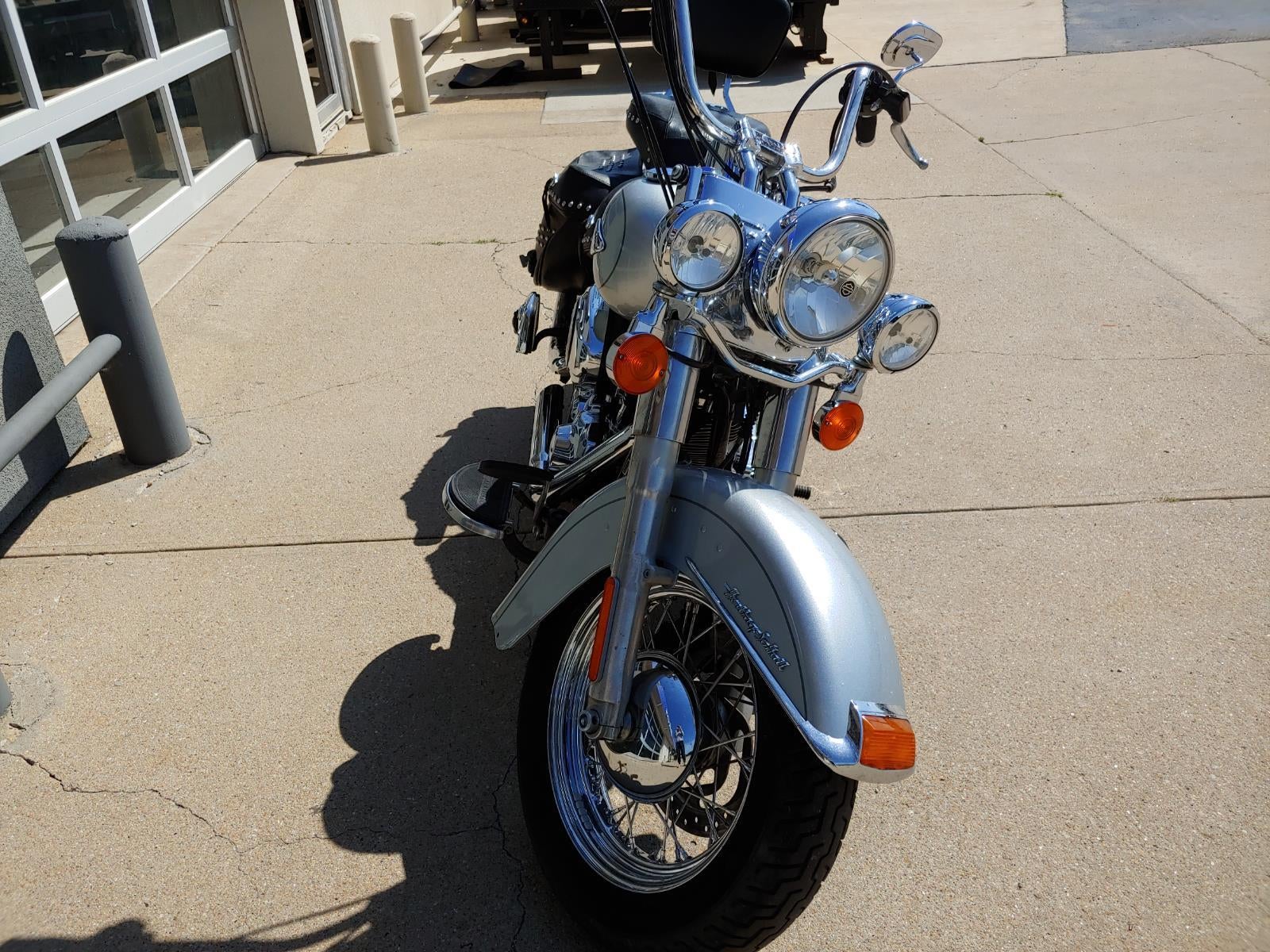 2015 HARLEY-DAVIDSON SOFTTAIL HERITAGE CLASSIC Base