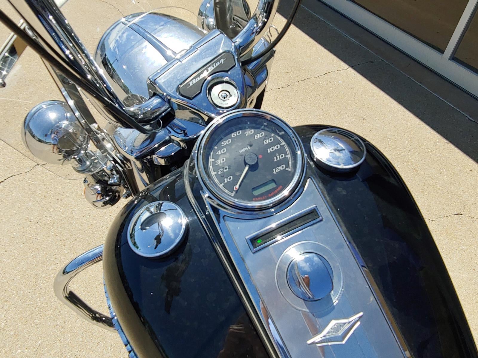 2020 HARLEY ROAD KING CLASSIC