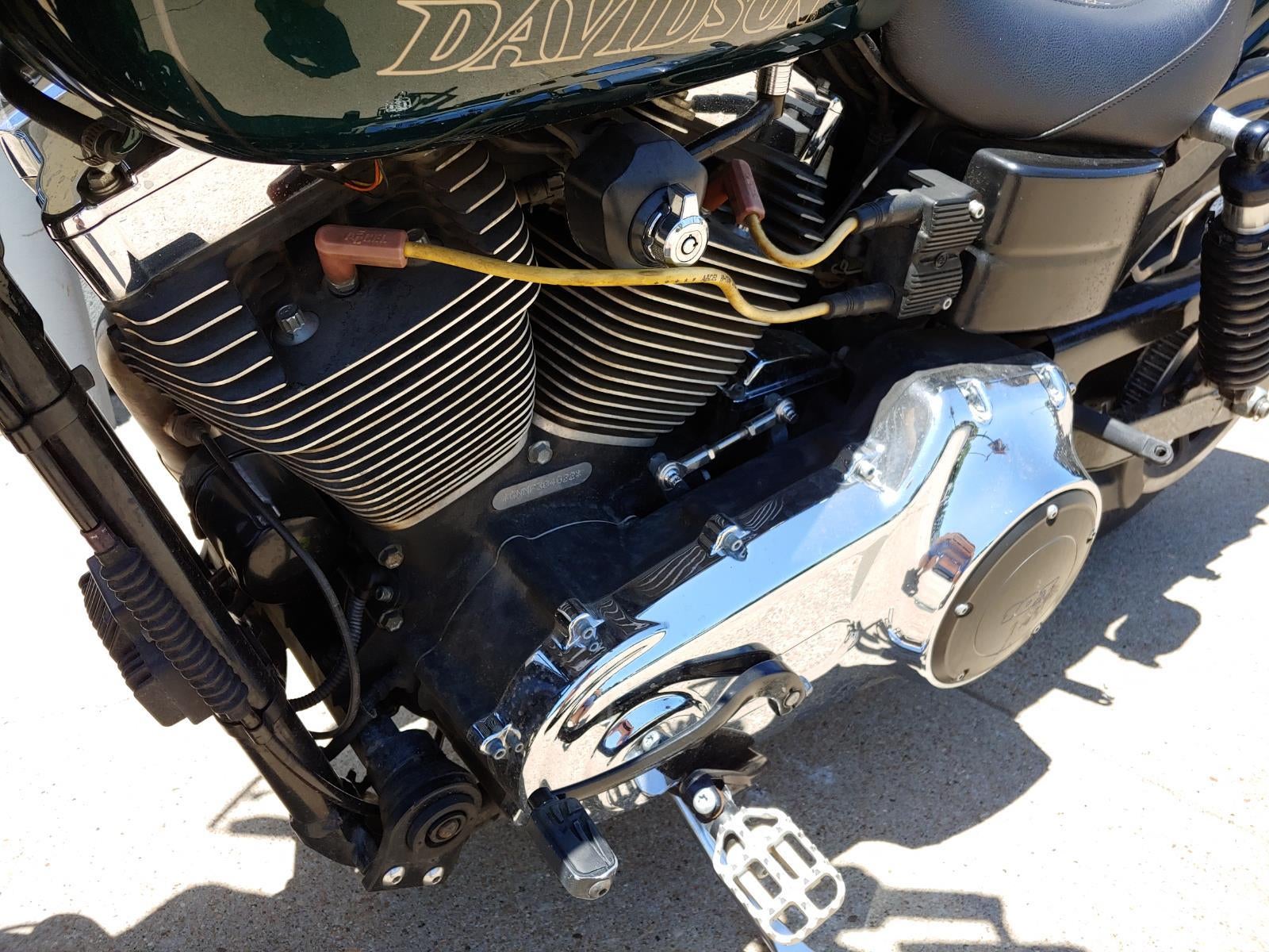 2015 HARLEY DAVIDSON DYNA GLIDE