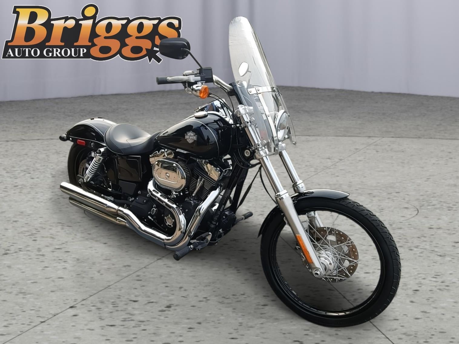 2016 HARLEY-DAVIDSON Dyna Wide Base