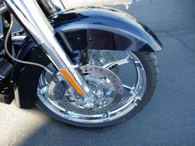 2013 HARLEY-DAVIDSON ROAD KING Base