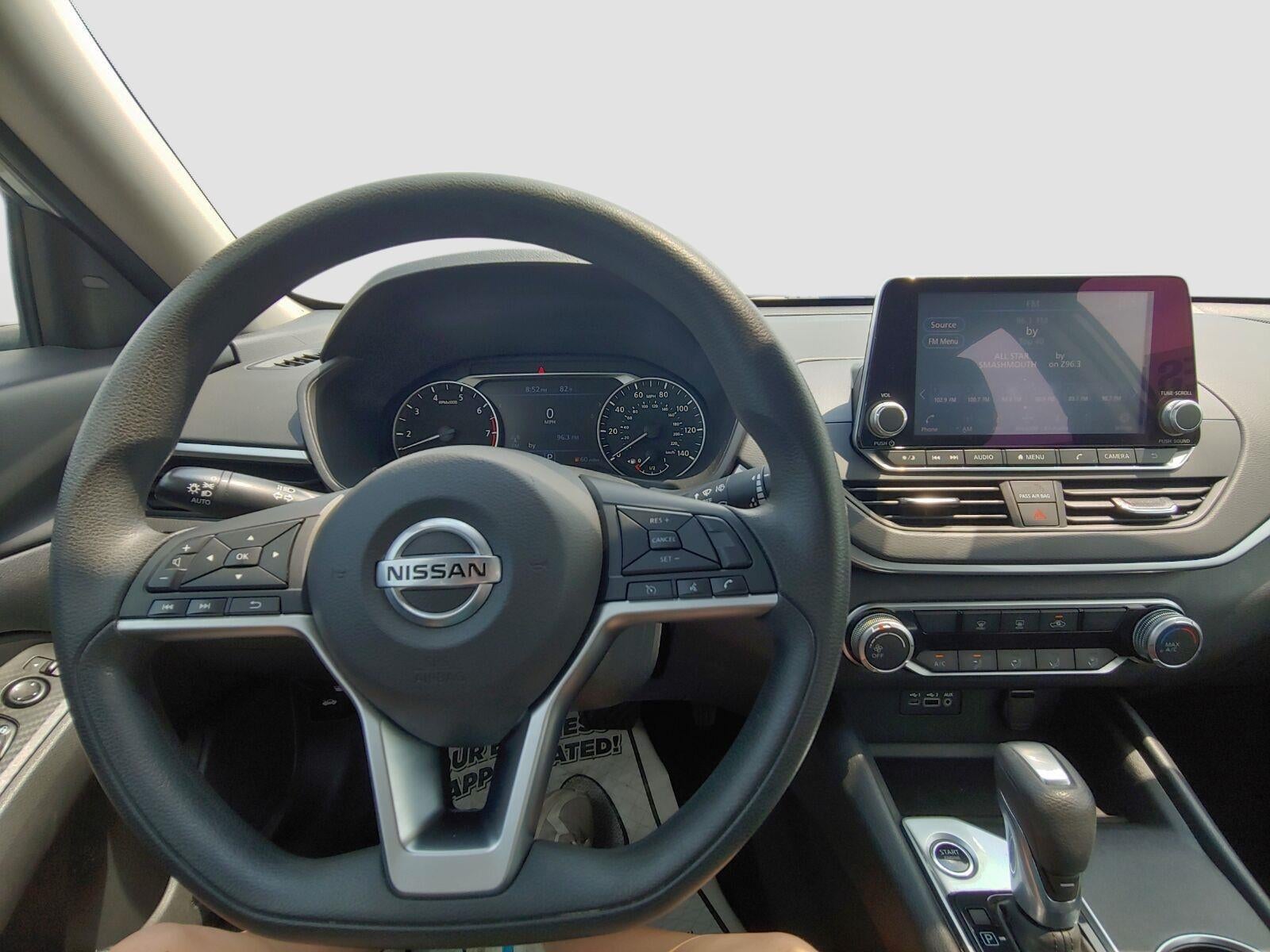 2022 Nissan Altima 2.5 SV