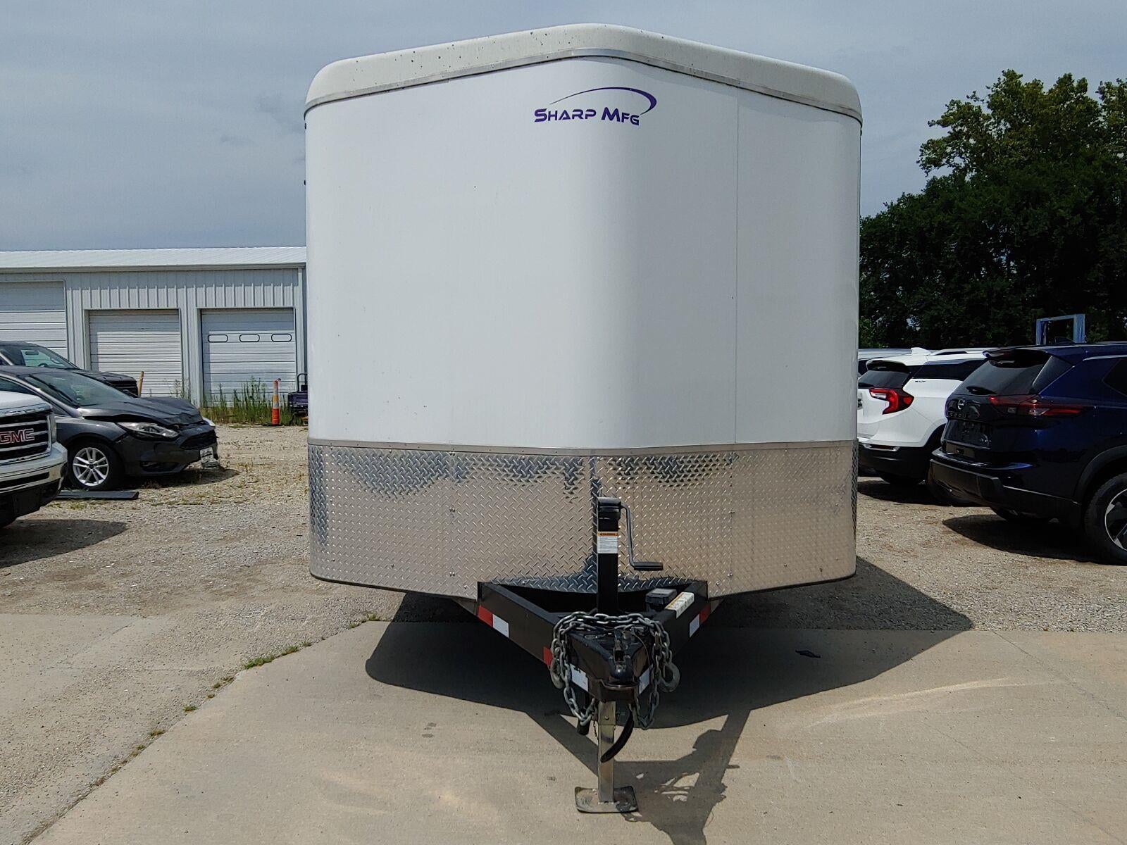 2019 TRAILER TRAILER Base