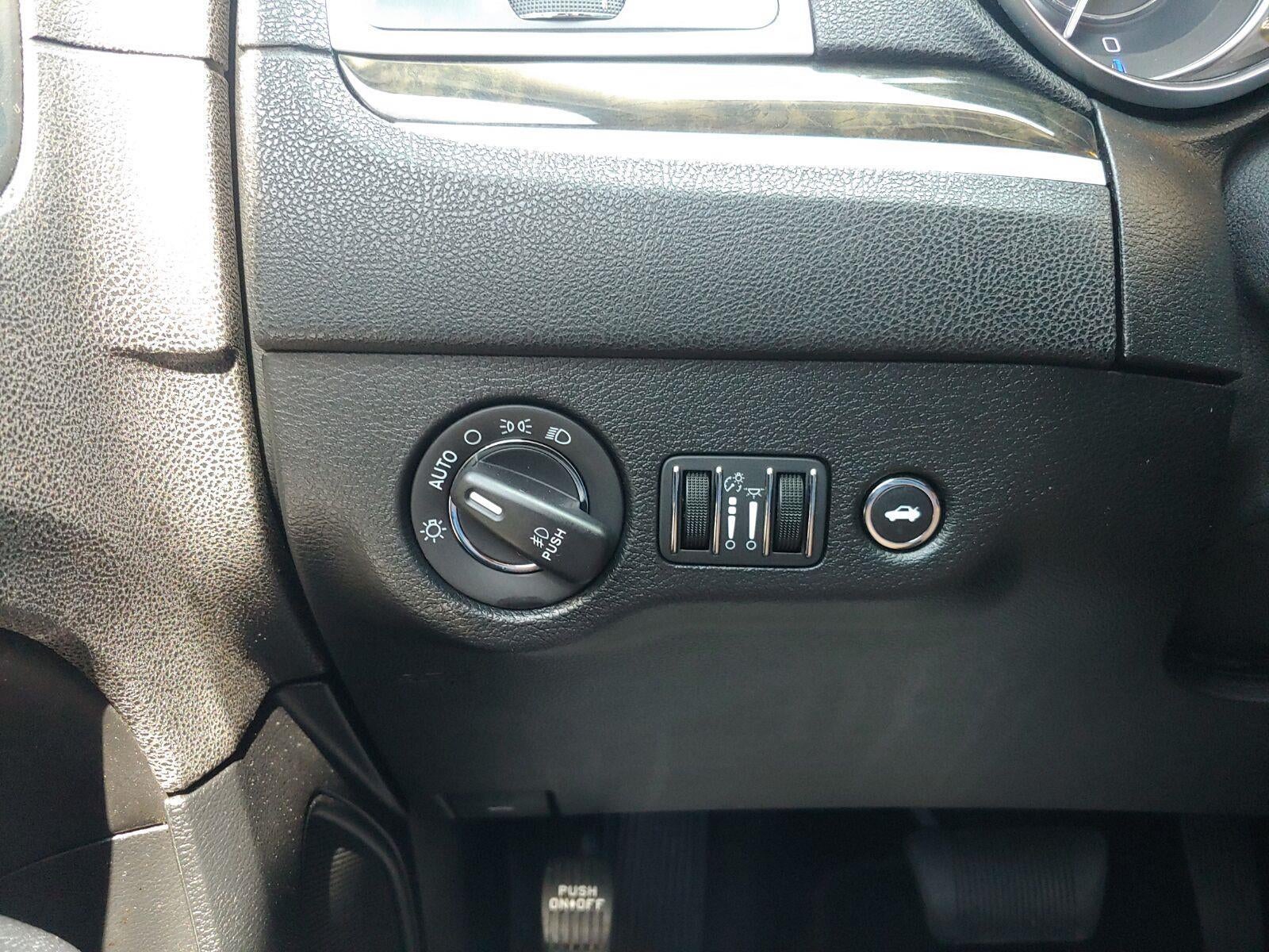 2018 Chrysler 300 Limited