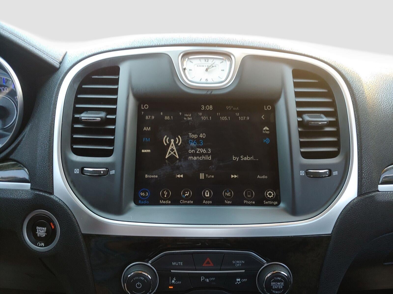2018 Chrysler 300 Limited