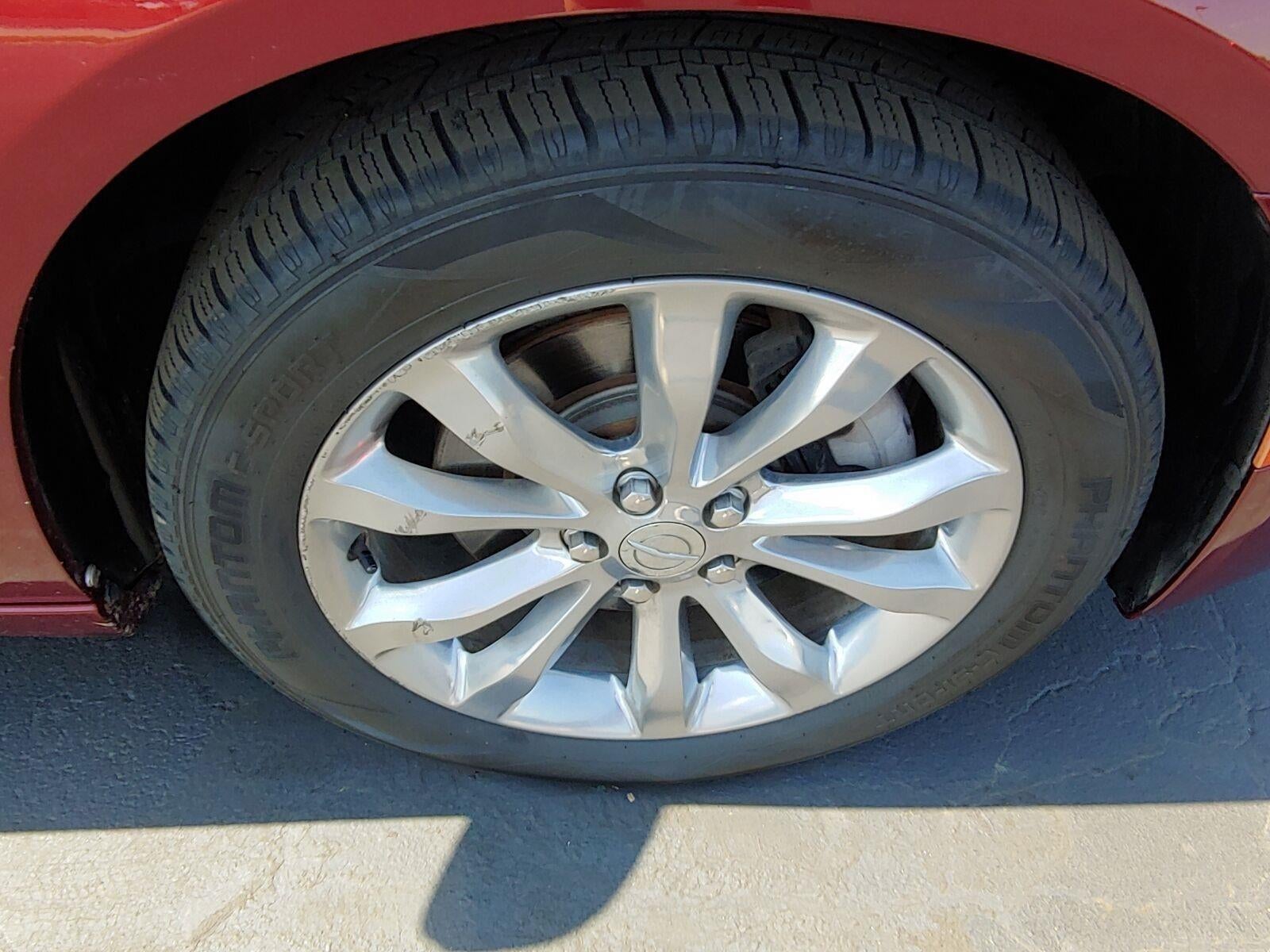 2018 Chrysler 300 Limited
