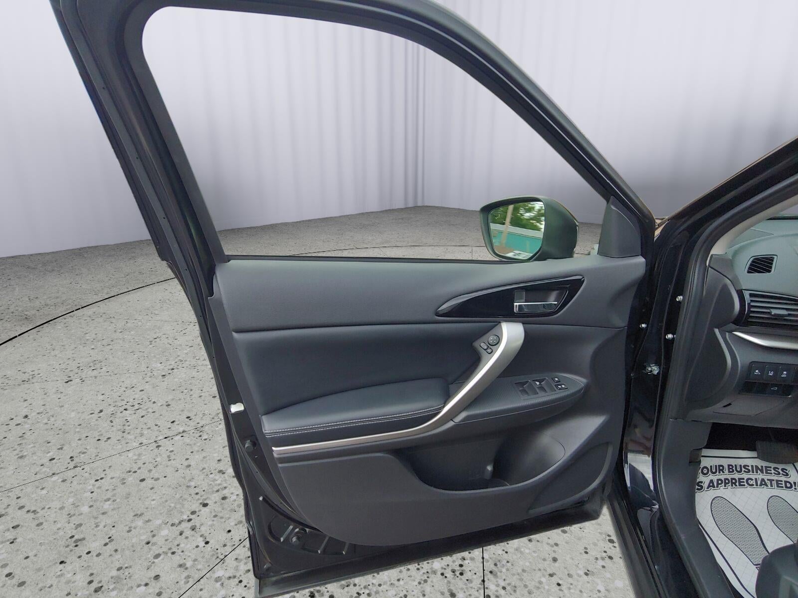 2025 Mitsubishi Eclipse Cross SE