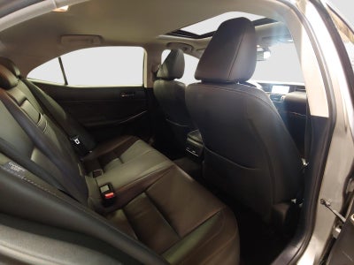 2016 Lexus IS 300 4dr Sdn AWD