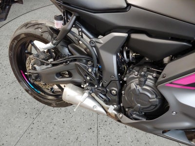 2024 YAMAHA YZFR7 Base